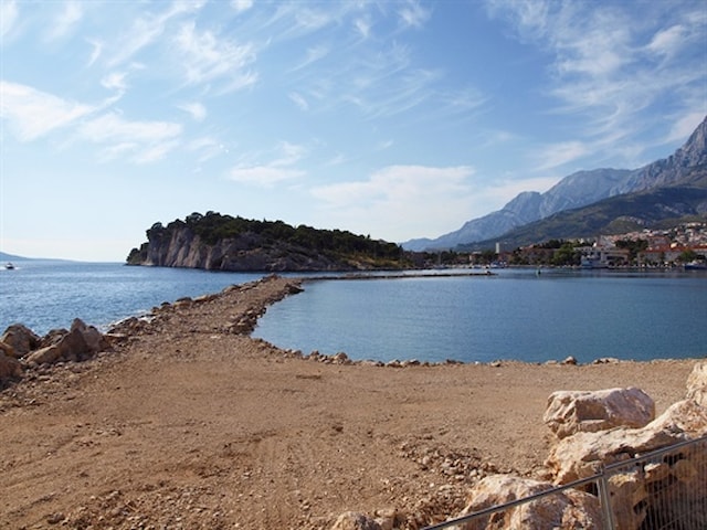 Azurna obala Hrvatske,Makarska ovdašnjeg turizma