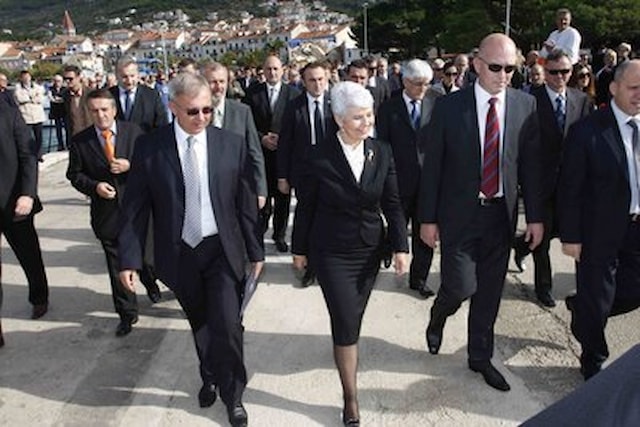 Otvoreni radovi na izgradnji glavnog lukobrana u luci Makarska